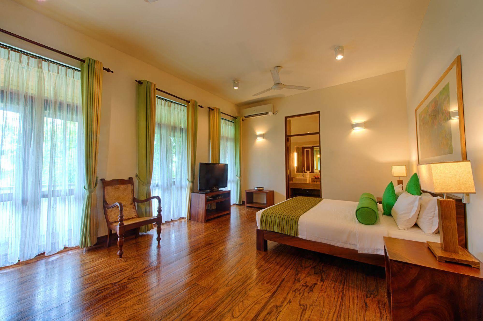 Zylan Colombo Hotel Buitenkant foto